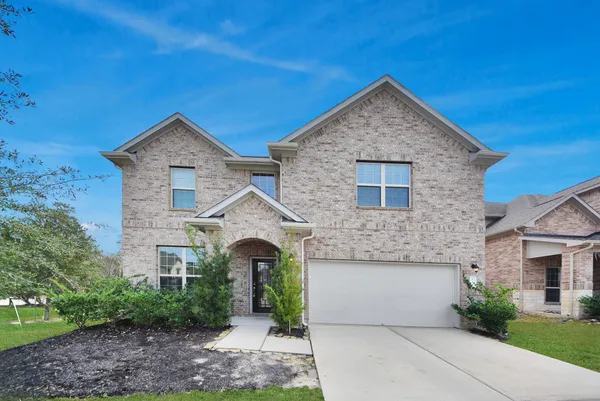 $2,850 | 196 Chestnut Meadow Drive, Conroe, TX 77384