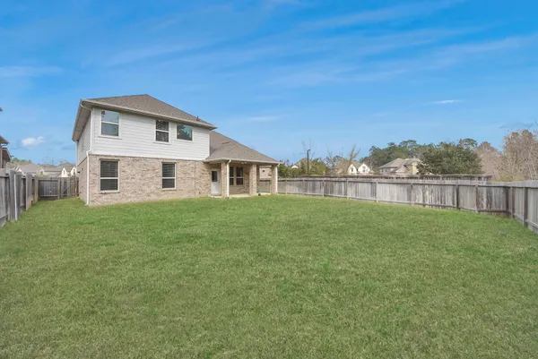 $2,850 | 196 Chestnut Meadow Drive, Conroe, TX 77384