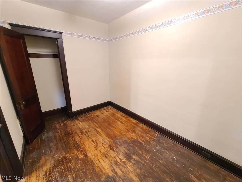 896 Stevenson Road Cleveland, OH 44110 - Photo 9 of 28