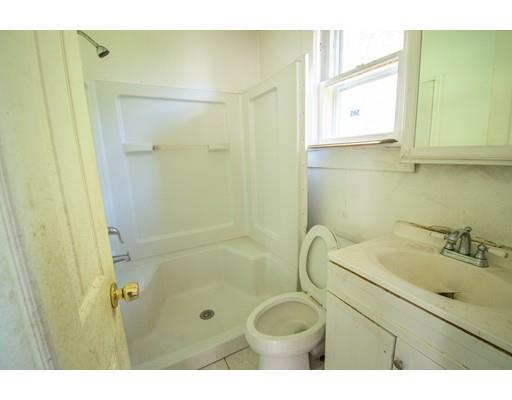 15 Dresden Street Springfield, MA 01109 - Photo 7 of 13 Gallery Image 7