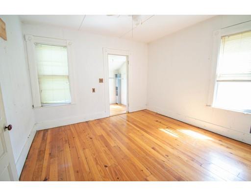 15 Dresden Street Springfield, MA 01109 - Photo 8 of 13 Gallery Image 8