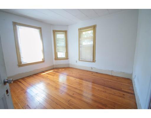 15 Dresden Street Springfield, MA 01109 - Photo 10 of 13 Gallery Image 10