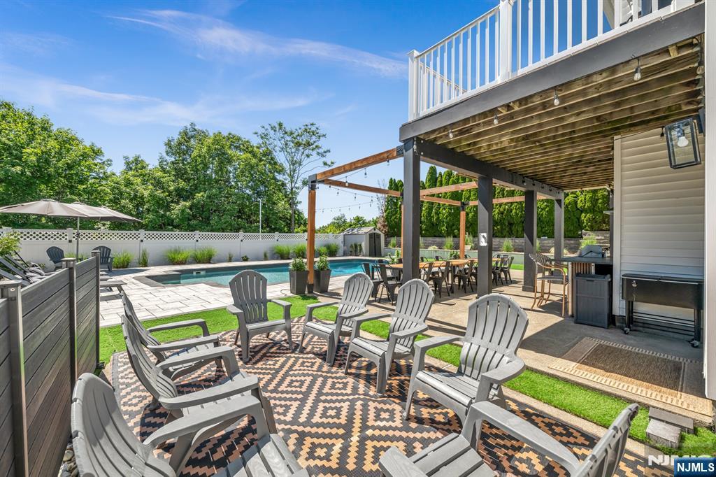 22 Fox Boro Road Wayne, NJ 07470 - Photo 44 of 50
