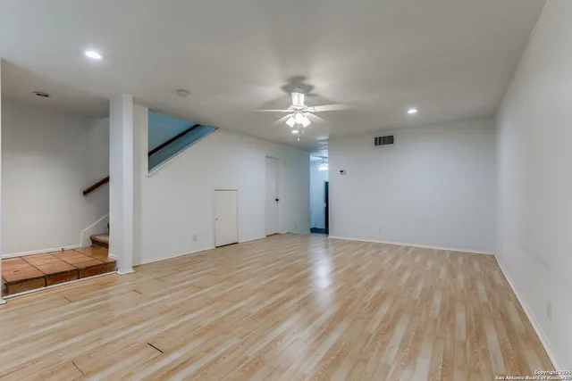 $1,550 | 8123 Scottshill, San Antonio, TX 78209