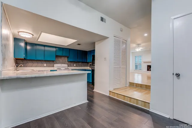 $1,550 | 8123 Scottshill, San Antonio, TX 78209