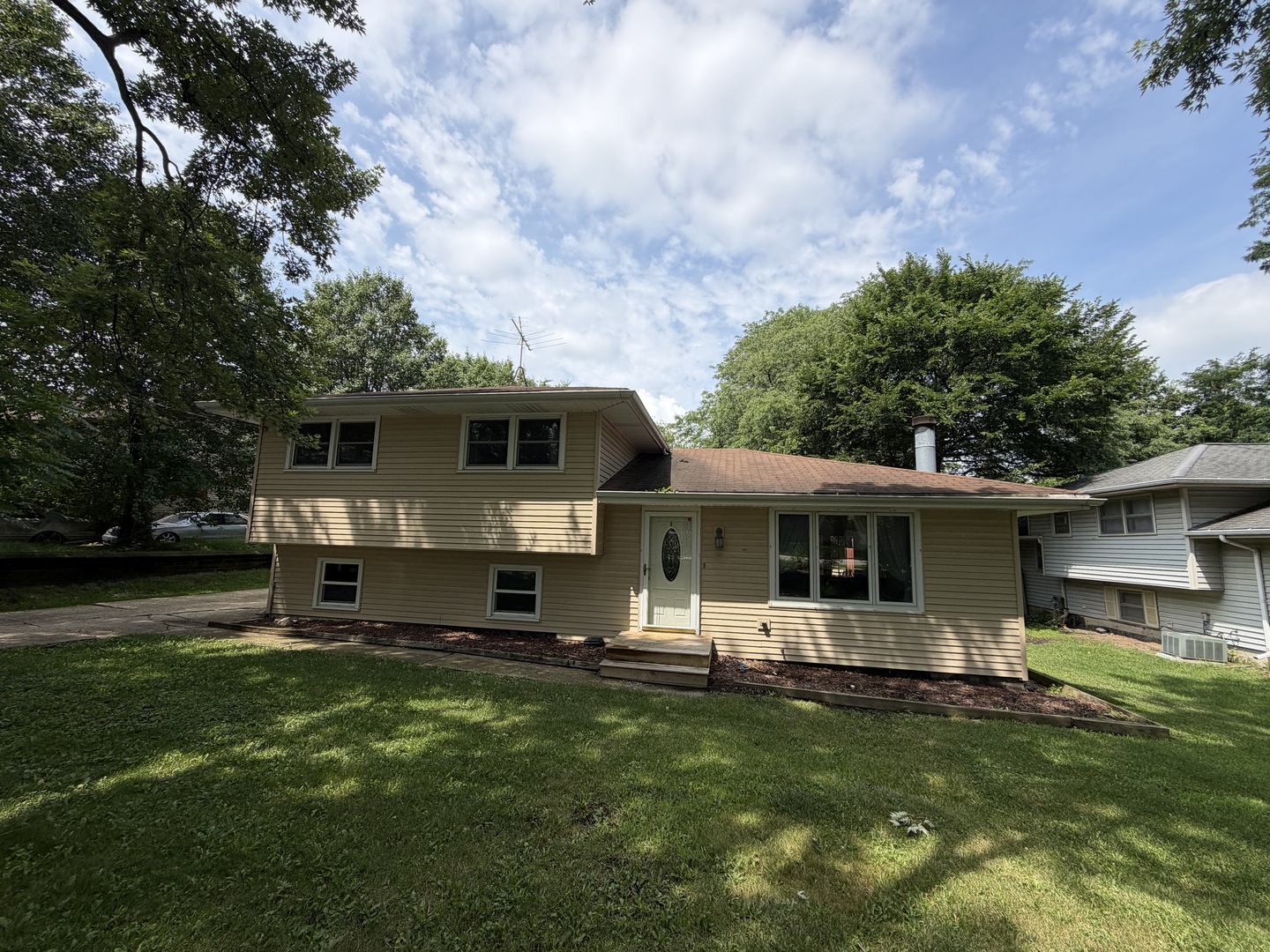 3S478 Winfield Road Warrenville, IL 60555 - Photo 1 of 15