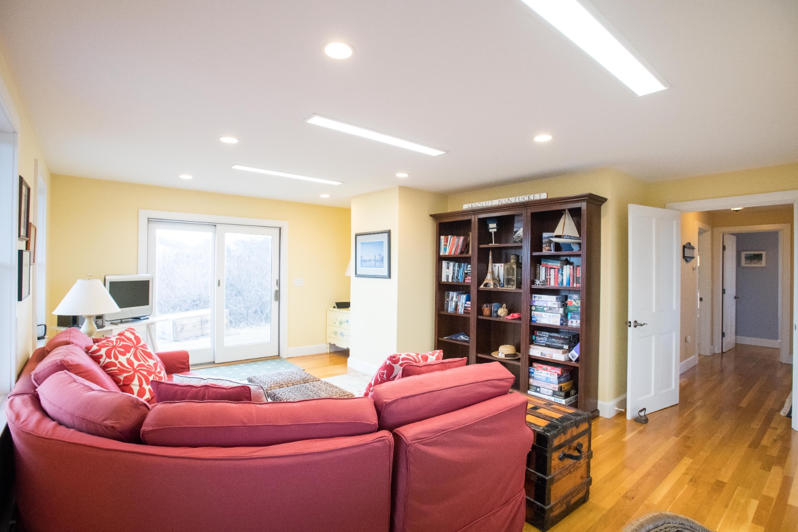 7 Sandsbury Road Nantucket, MA 02554 - Photo 8 of 19 Gallery Image 8