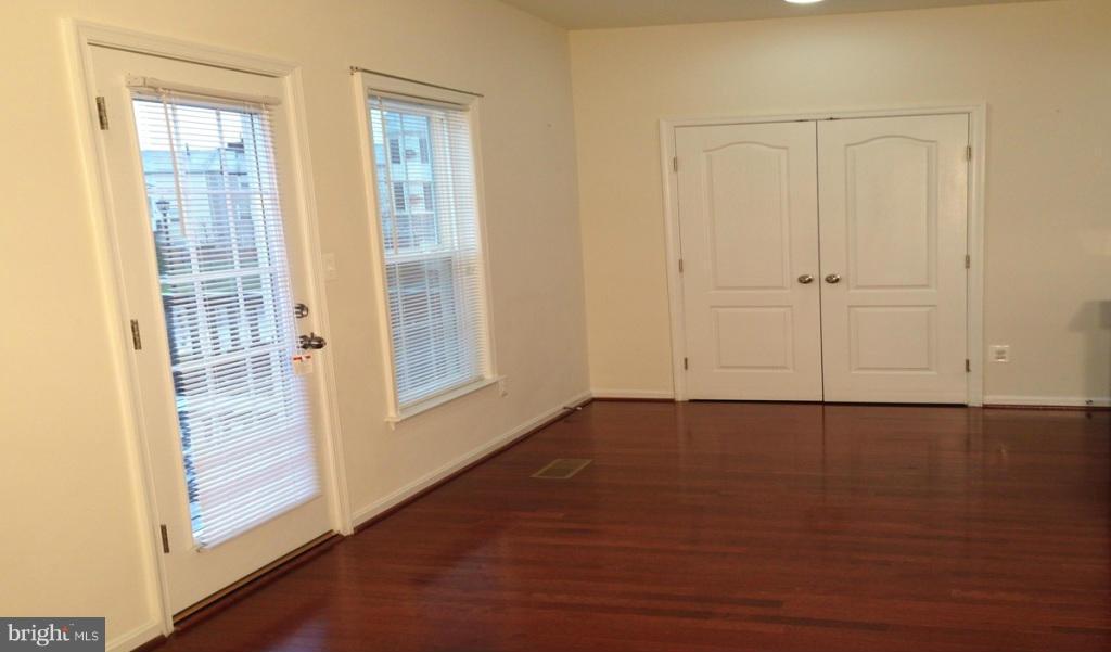 41907 Moreland Mine Terrace Aldie, VA 20105 - Photo 13 of 22 Bedroom