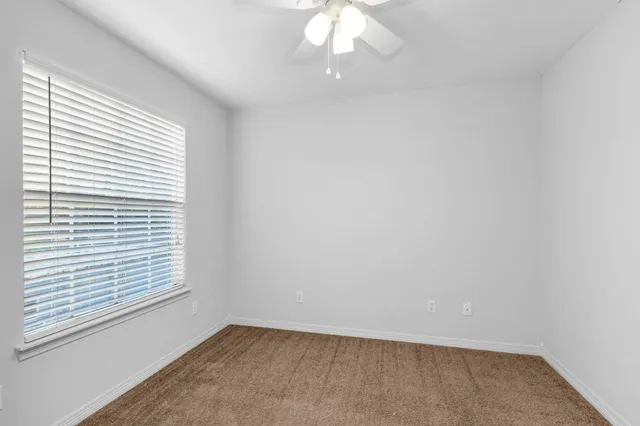 $1,450 | 420 Foster Street, Unit 1, Tomball, TX 77375