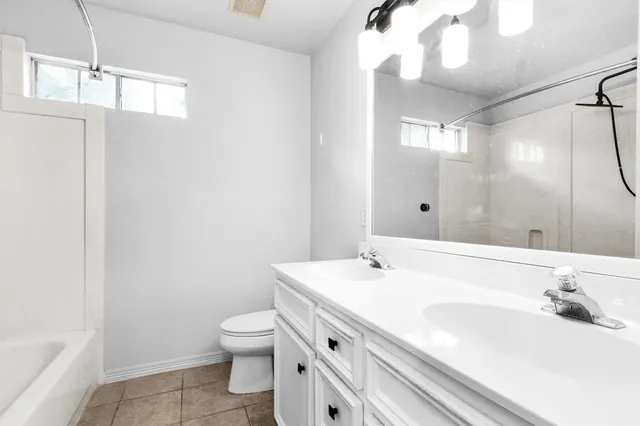 $1,450 | 420 Foster Street, Unit 1, Tomball, TX 77375