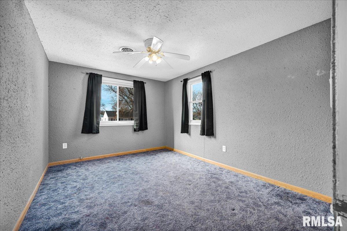 109 Berry Road Marquette Heights, IL 61554 - Photo 12 of 27 Gallery Image 12