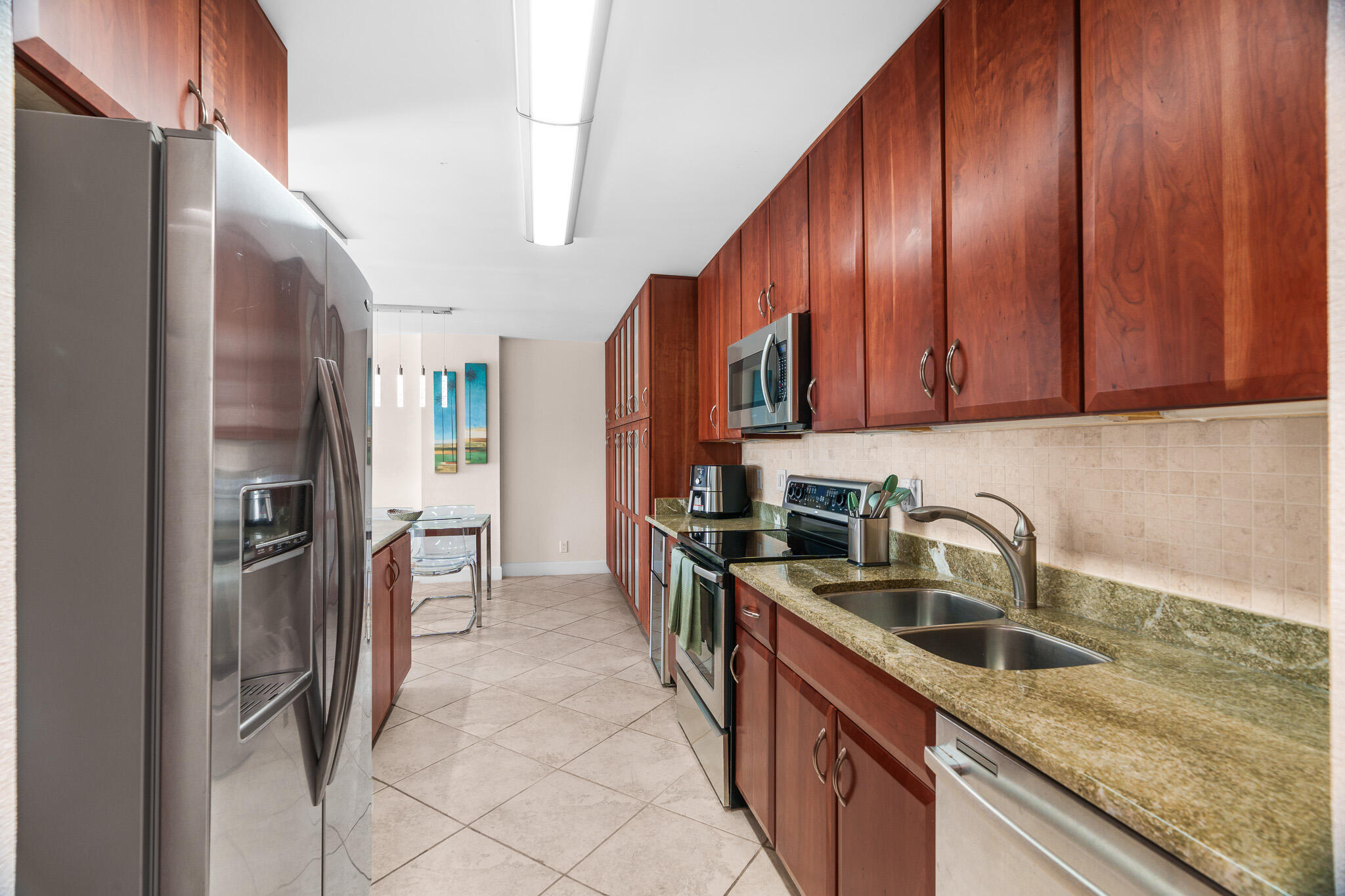 950 Ponce De Leon Road, Unit 403 Boca Raton, FL 33432 - Photo 5 of 30 Kitchen