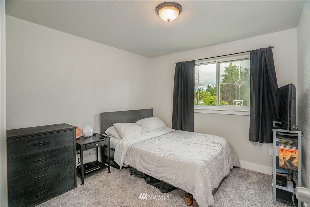 3311 Southeast 17th Street Renton, WA 98058 - Photo 12 of 24 Gallery Image 12