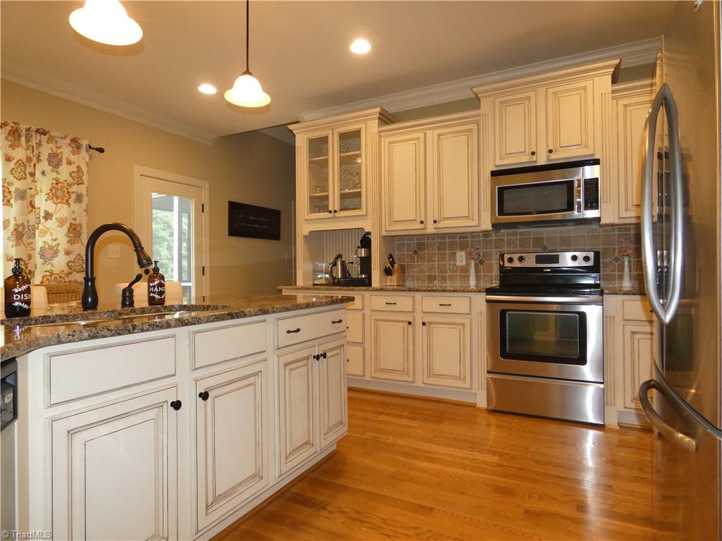 357 Willow Ridge Lane Winston-Salem, NC 27127 - Photo 11 of 41