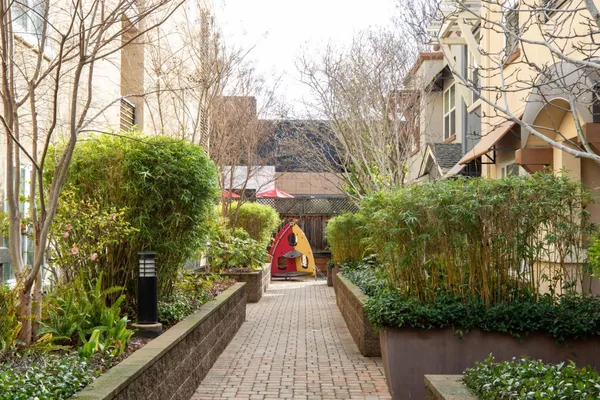 $1,325,000 | 4388 El Camino Real, Unit 130, Los Altos, CA 94022