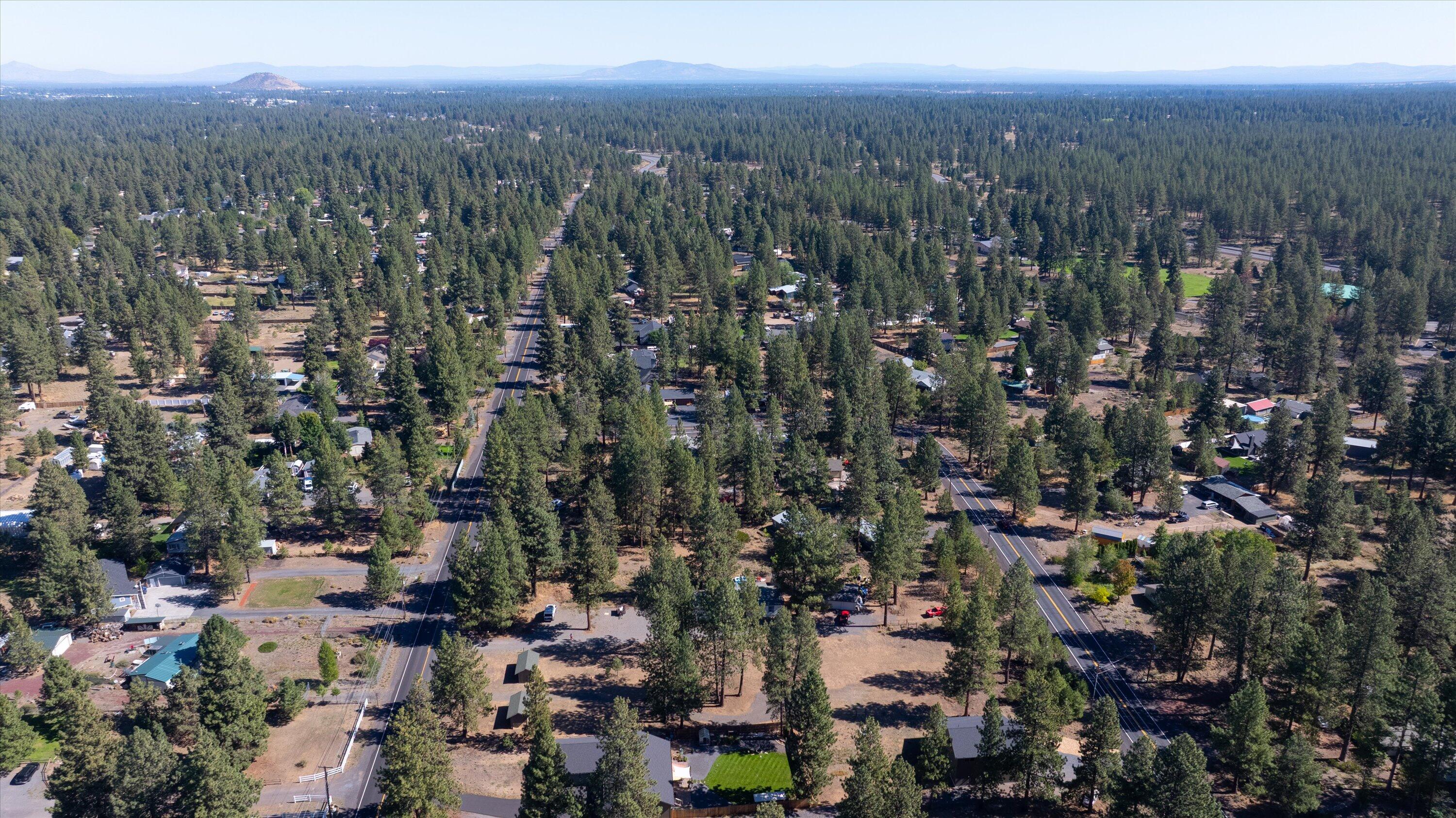 60272 Cinder Butte Road Bend, OR 97702 - Photo 13 of 26 13-20250916 JILL ROSELL-6