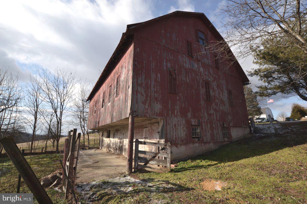 615 Fuhrman Mill Road Hanover, PA 17331 - Photo 14 of 42