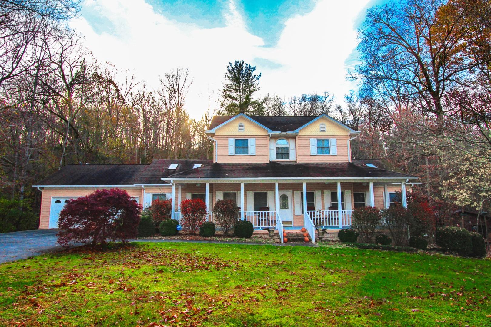 1114 Autumn Breeze Road Newport, TN 37821 - Photo 1 of 36 1