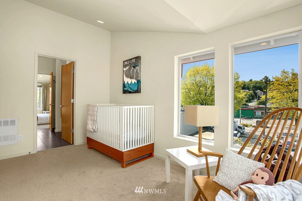 2110 South State Street Seattle, WA 98144 - Photo 16 of 22 Gallery Image 16