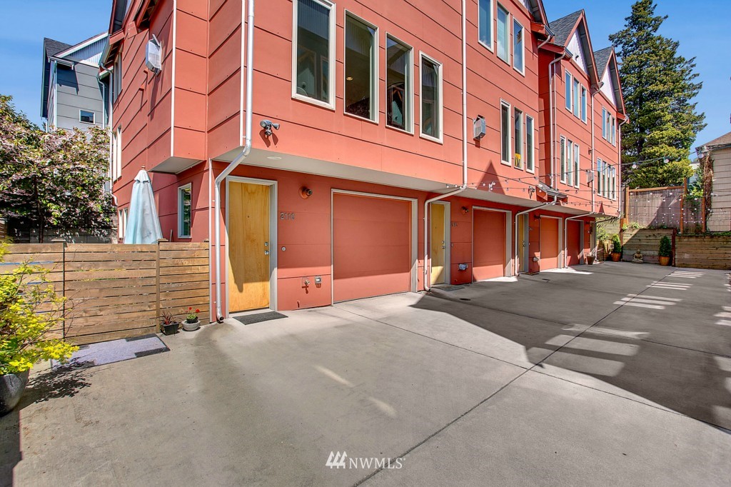 2110 South State Street Seattle, WA 98144 - Photo 22 of 22 Gallery Image 22