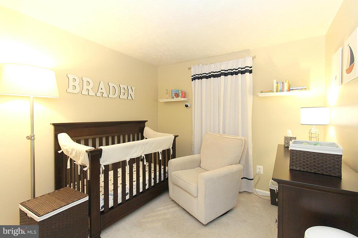 1557 Autumn Ridge Circle Reston, VA 20194 - Photo 22 of 30 Bedroom