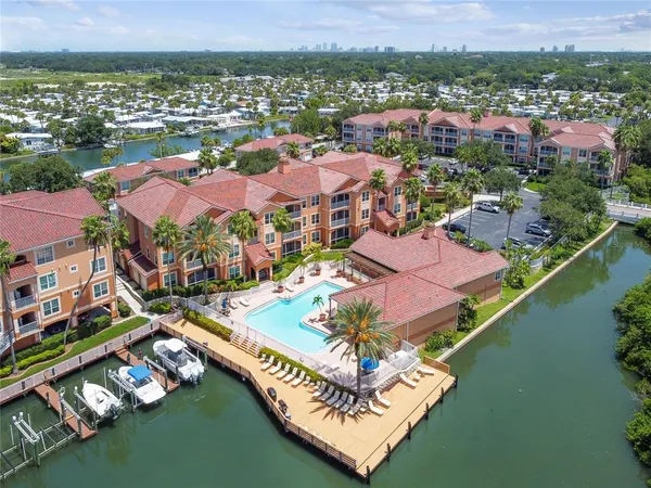 $3,500 | 5000 Culbreath Key Way, Unit 8109, Tampa, FL 33611