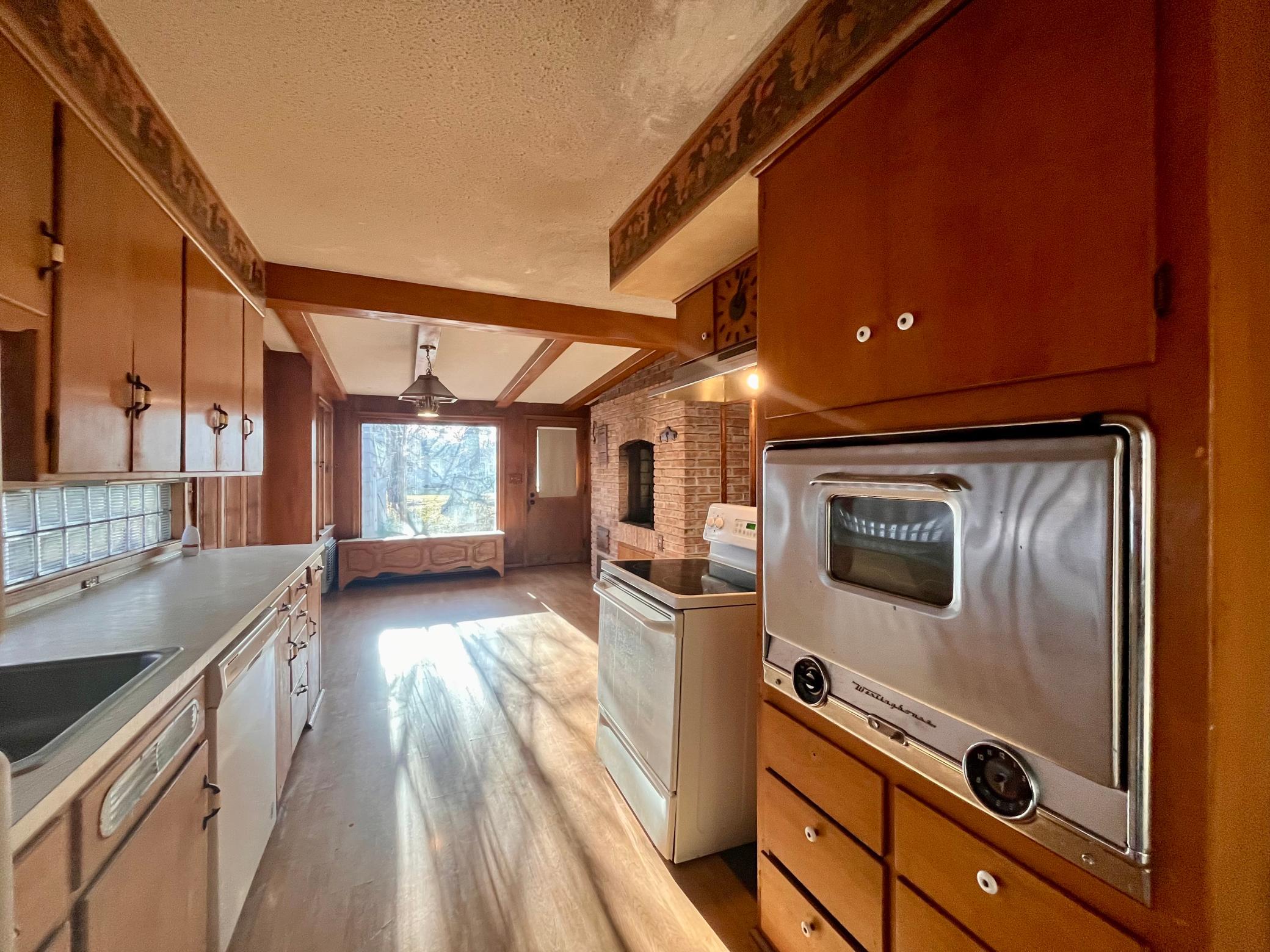 612 10th Street Southwest Willmar, MN 56201 - Photo 4 of 12