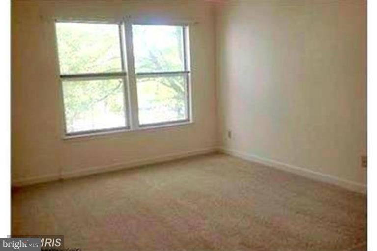 13708 Modrad Way, Unit 7B31 Silver Spring, MD 20904 - Photo 4 of 8 Bedroom (Master)