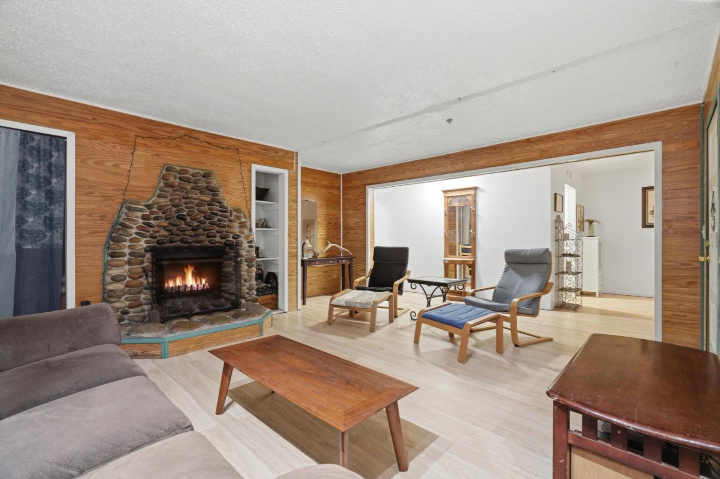 700 Laurel View Road Los Gatos, CA 95033 - Photo 8 of 33 Gallery Image 8