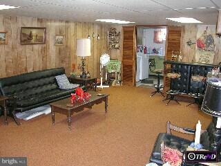 411 East Manoa Road Havertown, PA 19083 - Photo 4 of 6