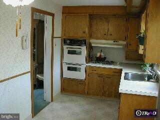 411 East Manoa Road Havertown, PA 19083 - Photo 6 of 6