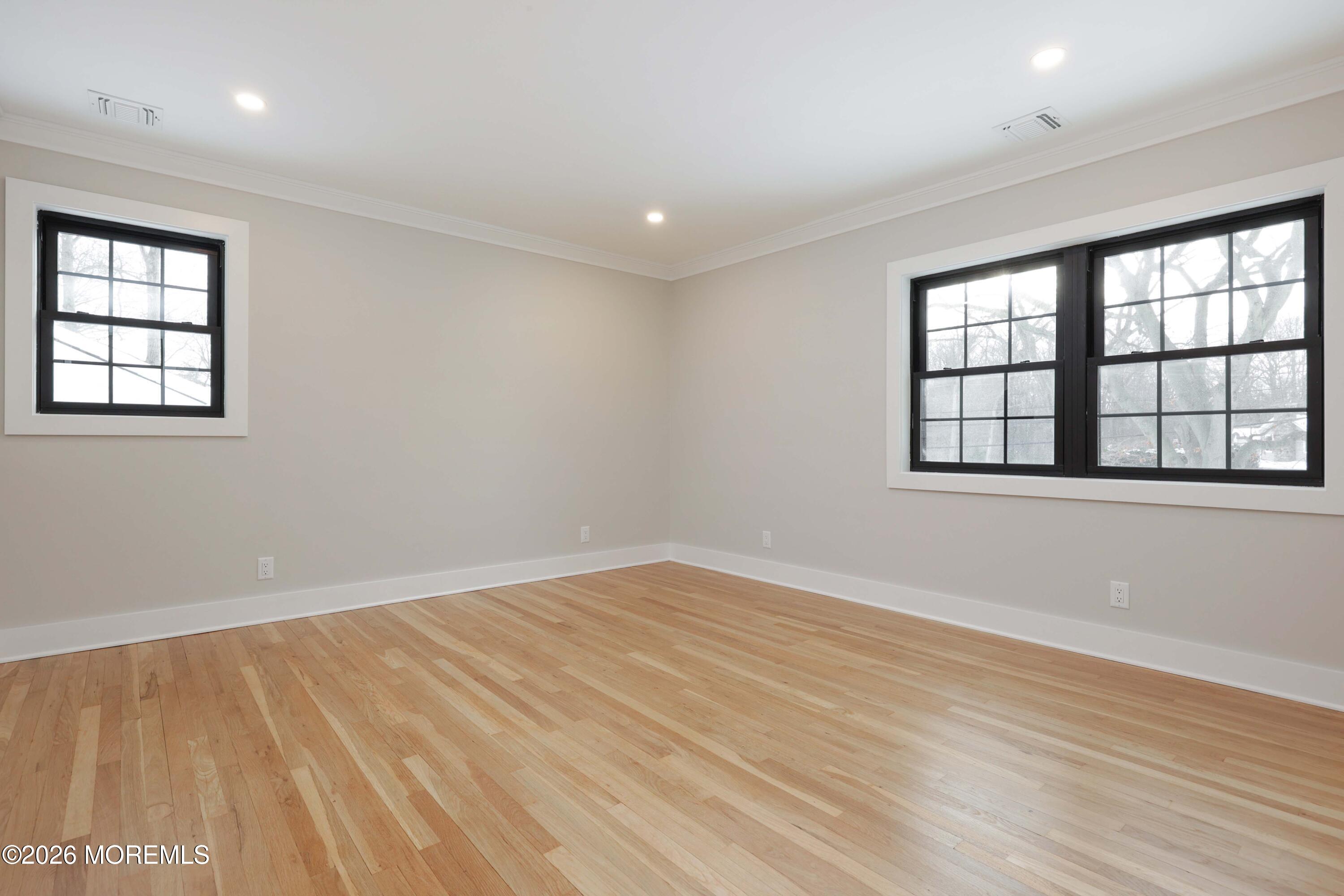 757 Nutswamp Road Red Bank, NJ 07701 - Photo 37 of 62 758A0473