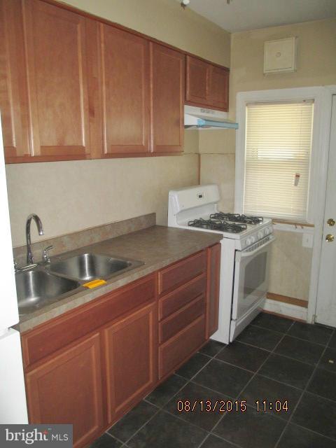 1033 Desoto Road Baltimore, MD 21223 - Photo 6 of 15 Kitchen