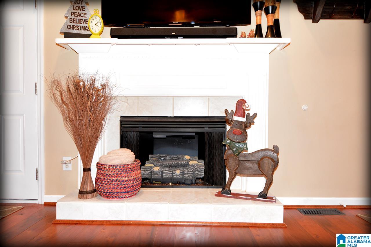 17 Brentwood Circle Riverside, AL 35135 - Photo 7 of 38