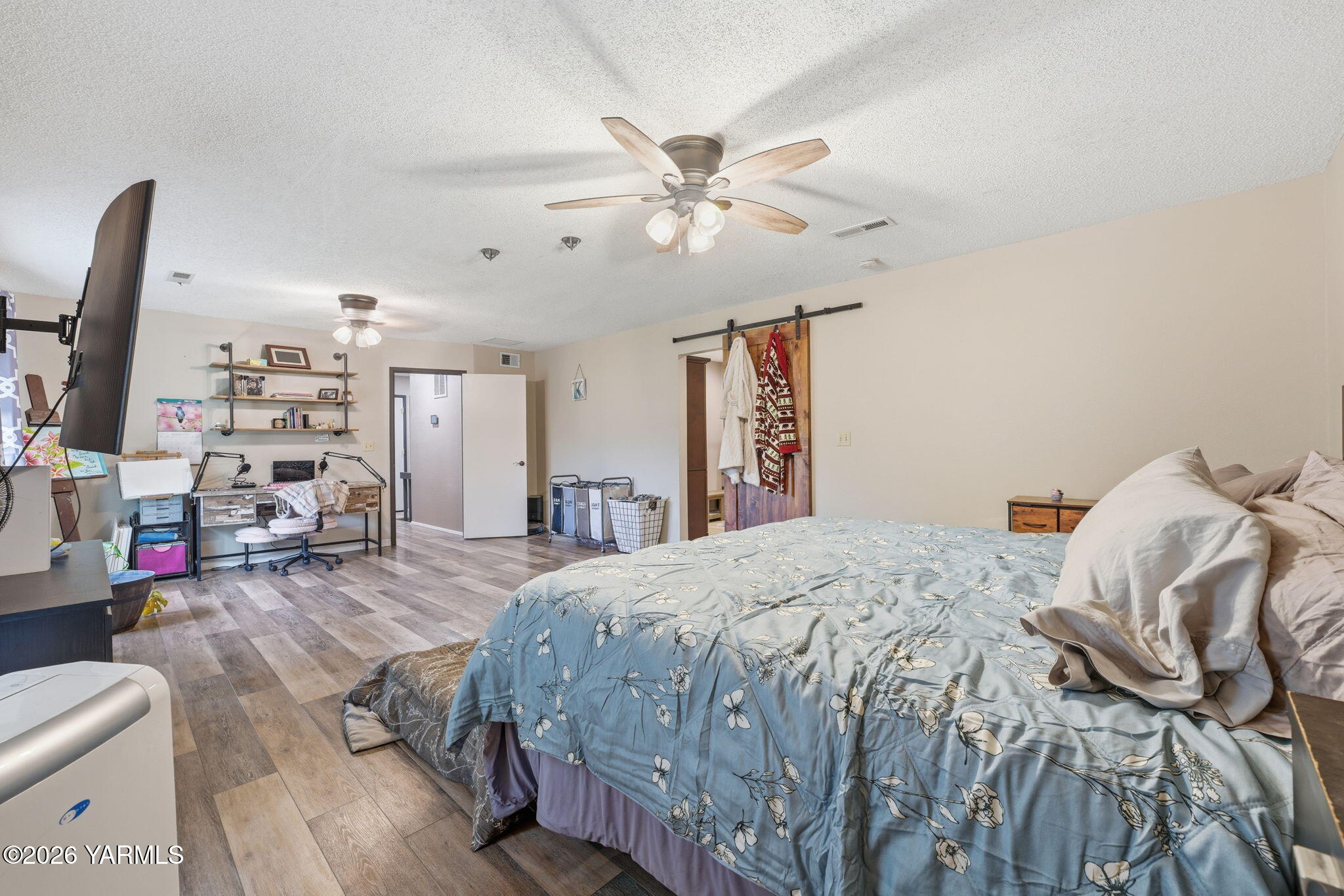 400 Charvet Road Grandview, WA 98930 - Photo 21 of 50 5-web-or-mls-DSC01650