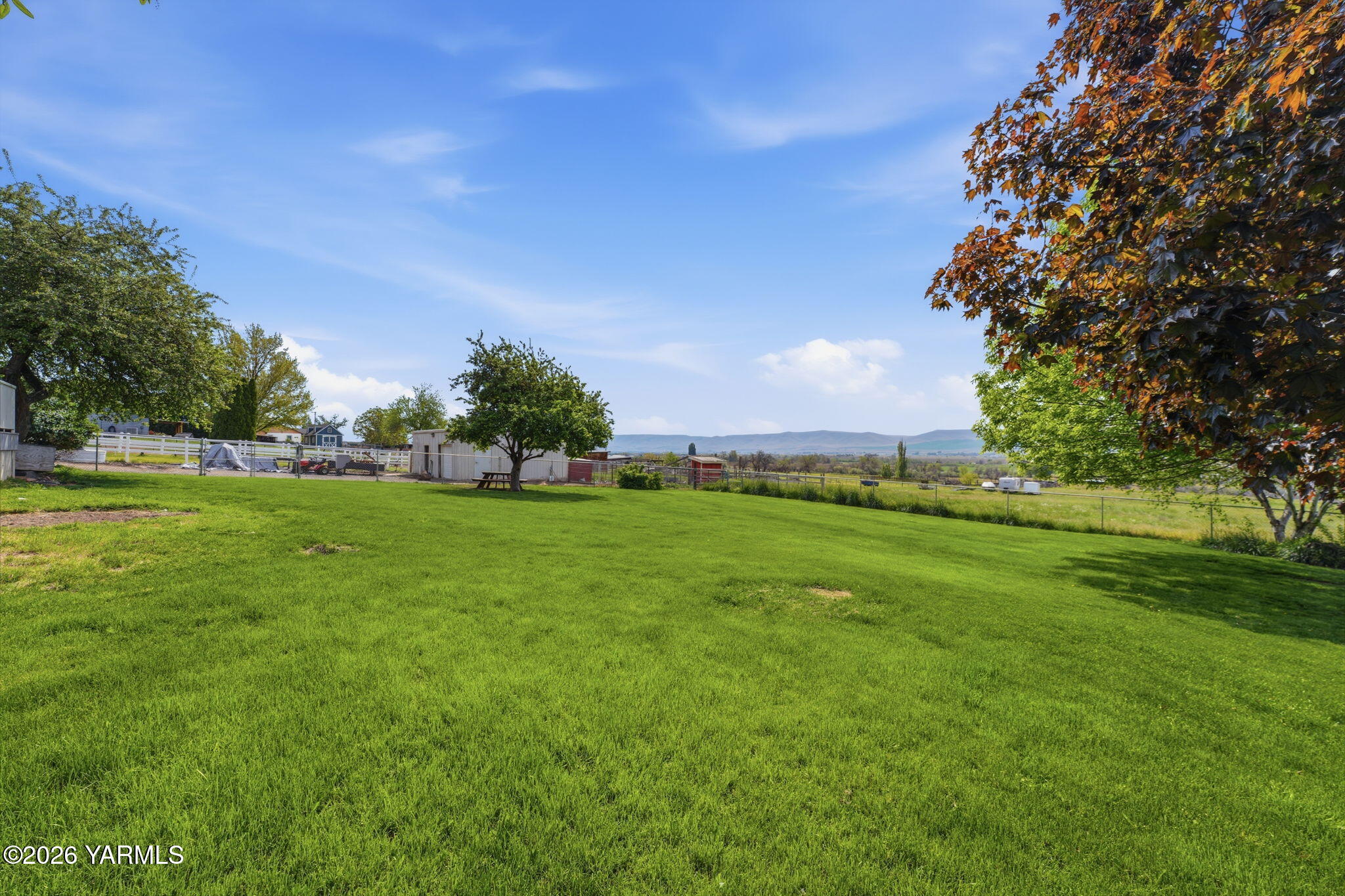 400 Charvet Road Grandview, WA 98930 - Photo 40 of 50 35-web-or-mls-DSC01830