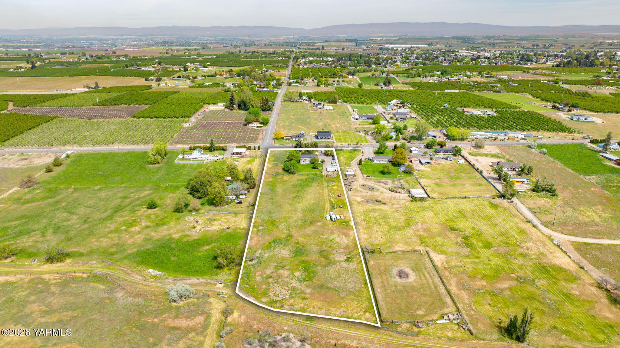 400 Charvet Road Grandview, WA 98930 - Photo 45 of 50 48-web-or-mls-DJI_0364-Edit