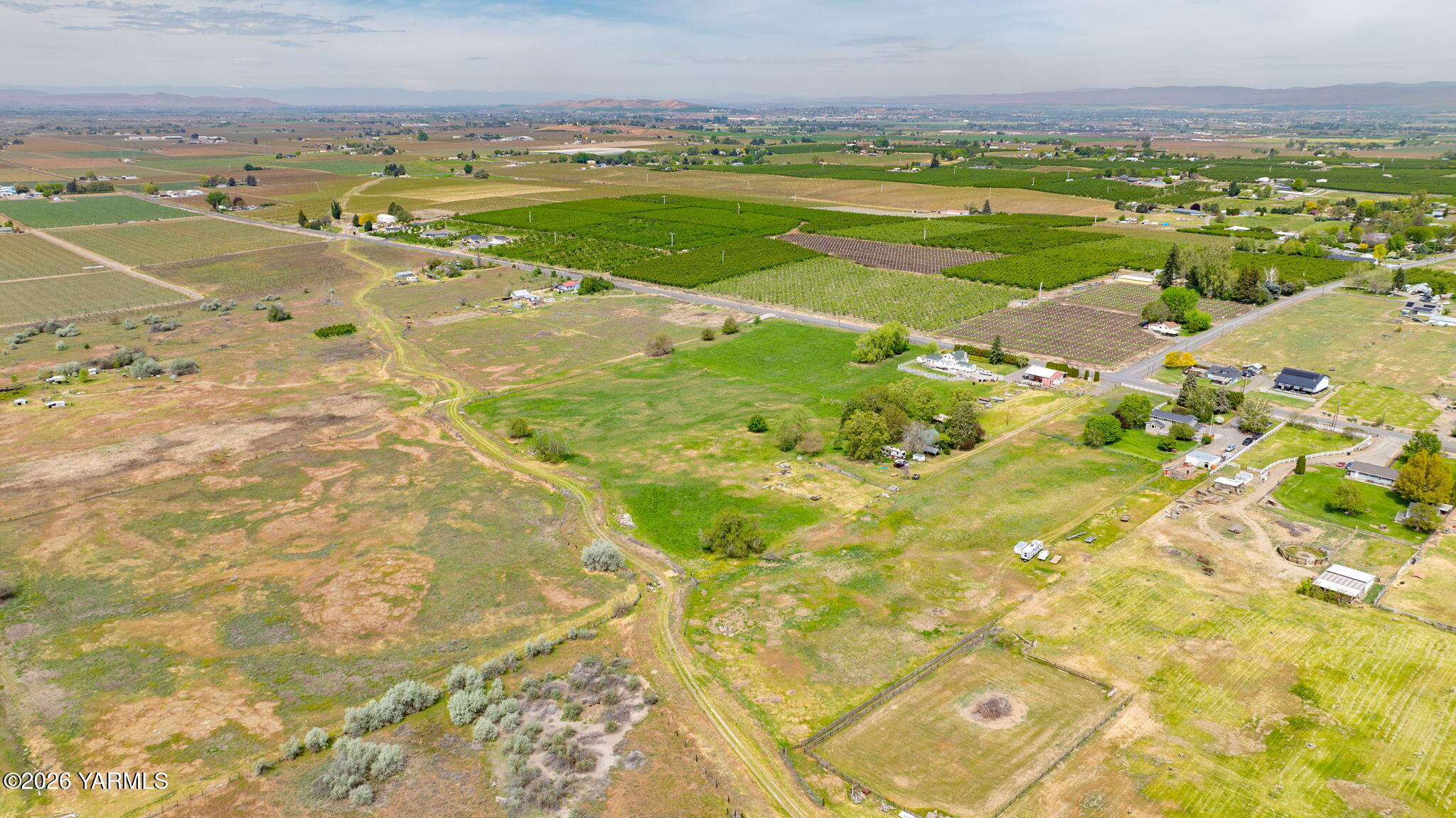 400 Charvet Road Grandview, WA 98930 - Photo 48 of 50 50-web-or-mls-DJI_0365