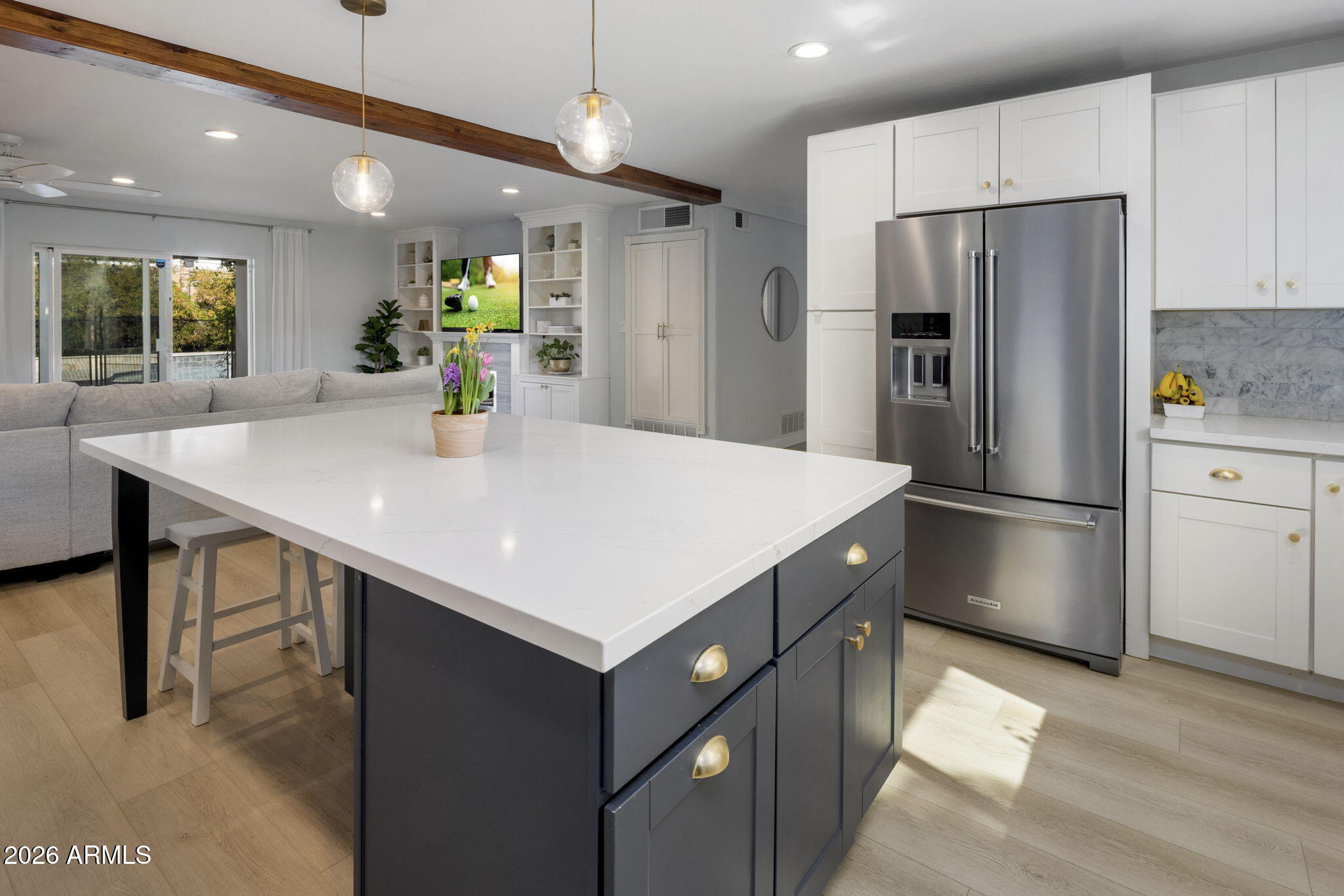 2020 East State Avenue Phoenix, AZ 85020 - Photo 9 of 42 Large Island