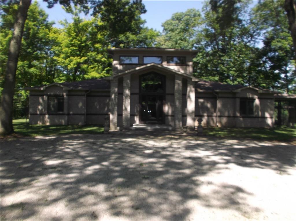8750 Crown Point Road Indianapolis, IN 46278 - Photo 1 of 19 Gallery Image 1