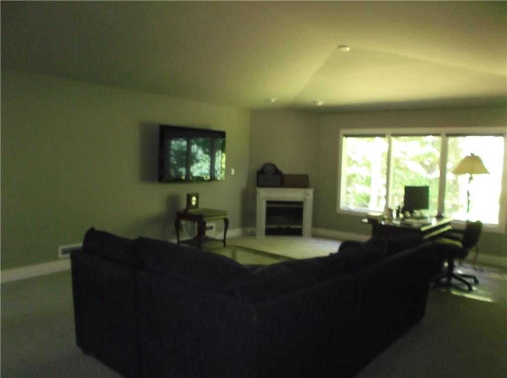 8750 Crown Point Road Indianapolis, IN 46278 - Photo 18 of 19 Gallery Image 18