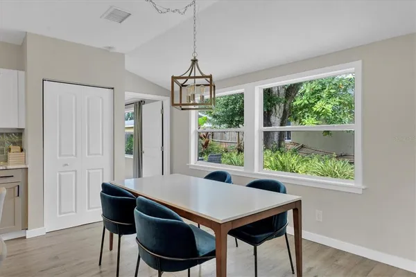 $3,000 | 4110 Iola Drive, Sarasota, FL 34231