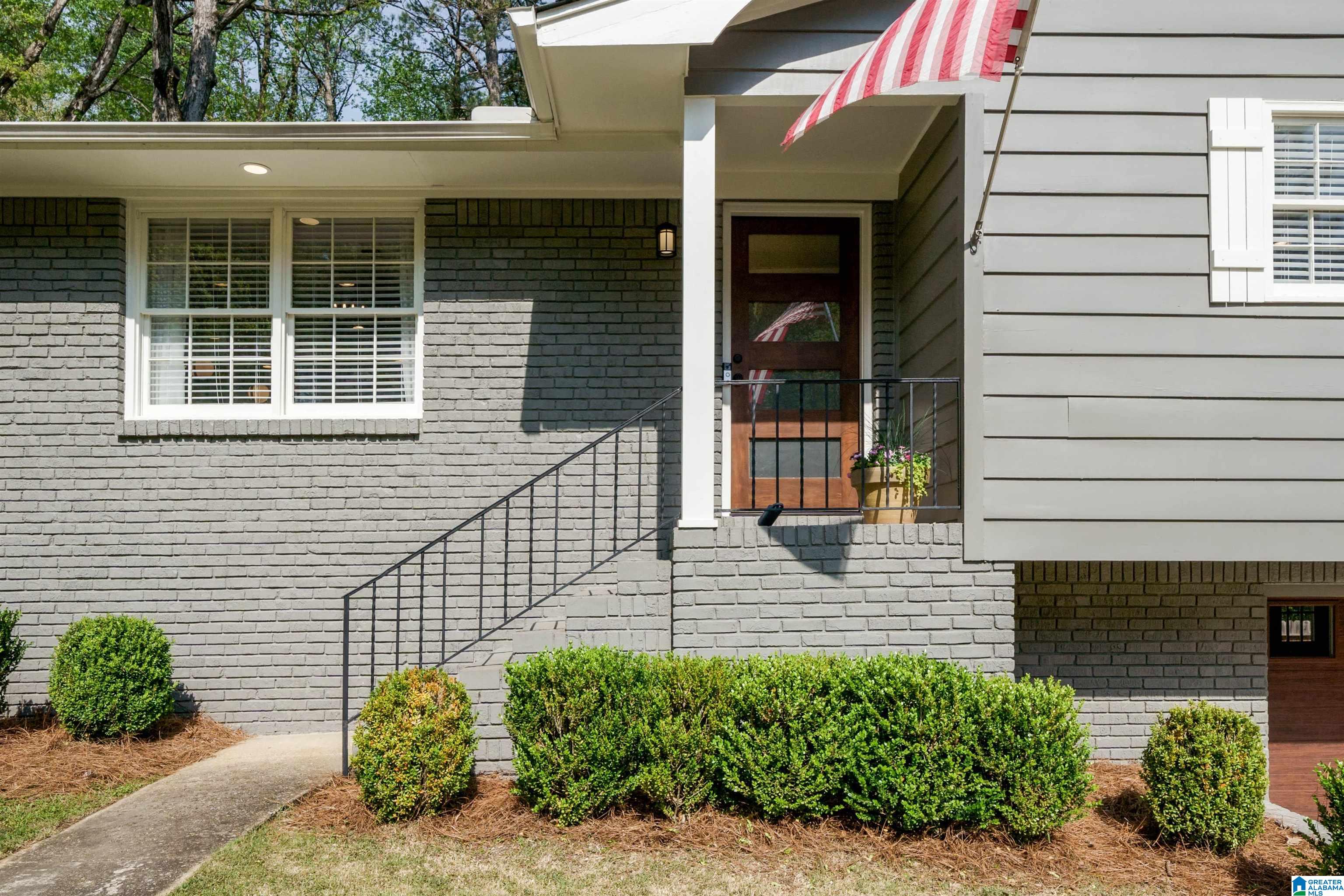 4180 Winston Way Birmingham, AL 35213 - Photo 3 of 50