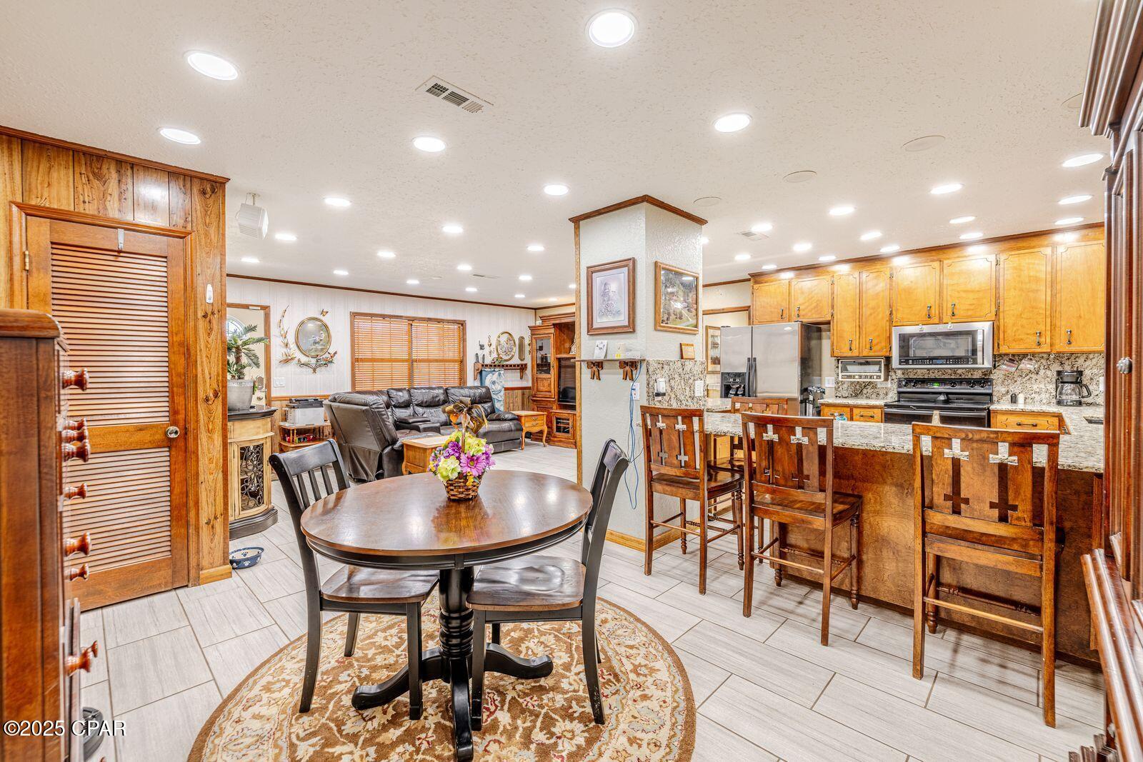 2706 Sapp Road Cottondale, FL 32431 - Photo 16 of 47