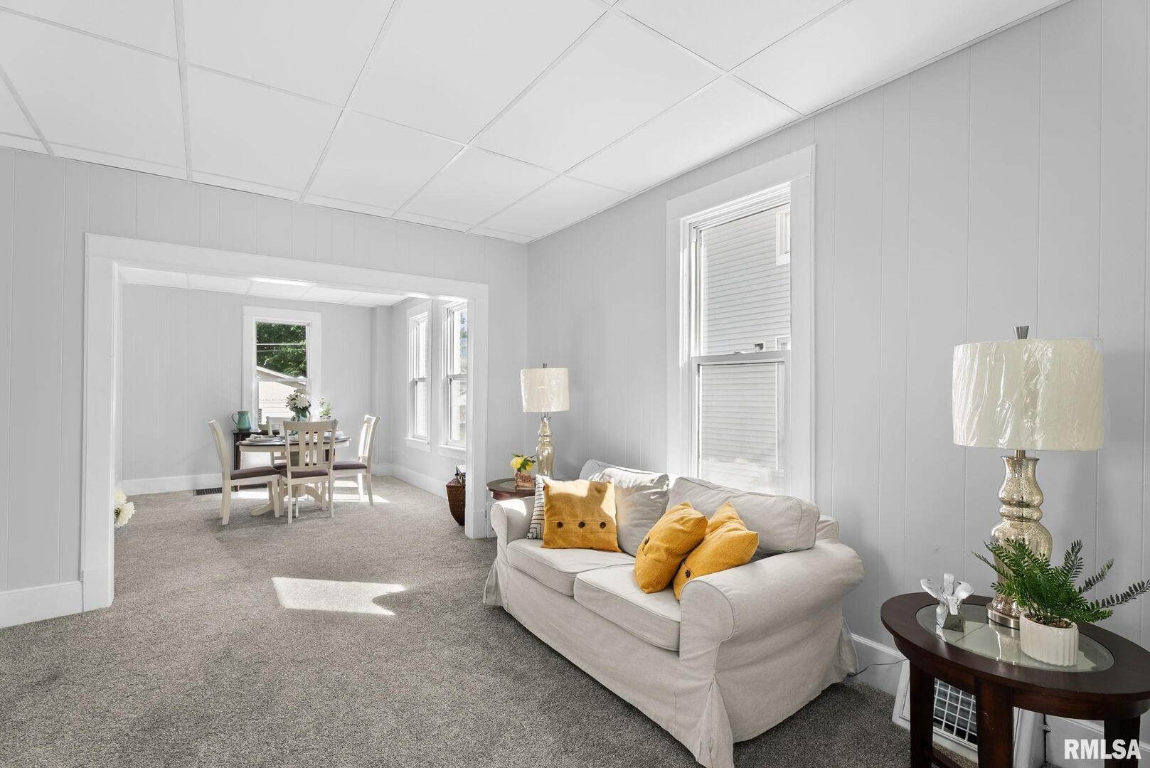 2326 5th Street Moline, IL 61265 - Photo 11 of 22 Gallery Image 11