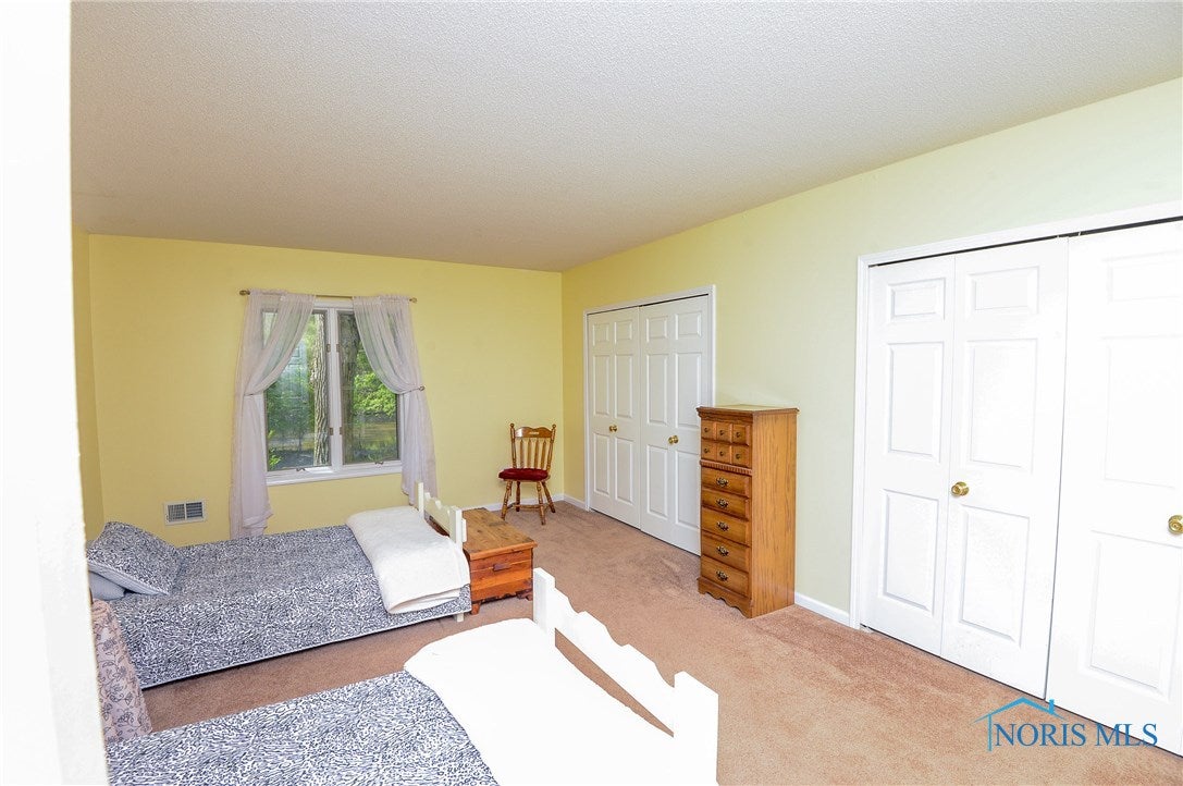 5667 Eaglebrook Road, Unit B Toledo, OH 43615 - Photo 19 of 24 Gallery Image 19