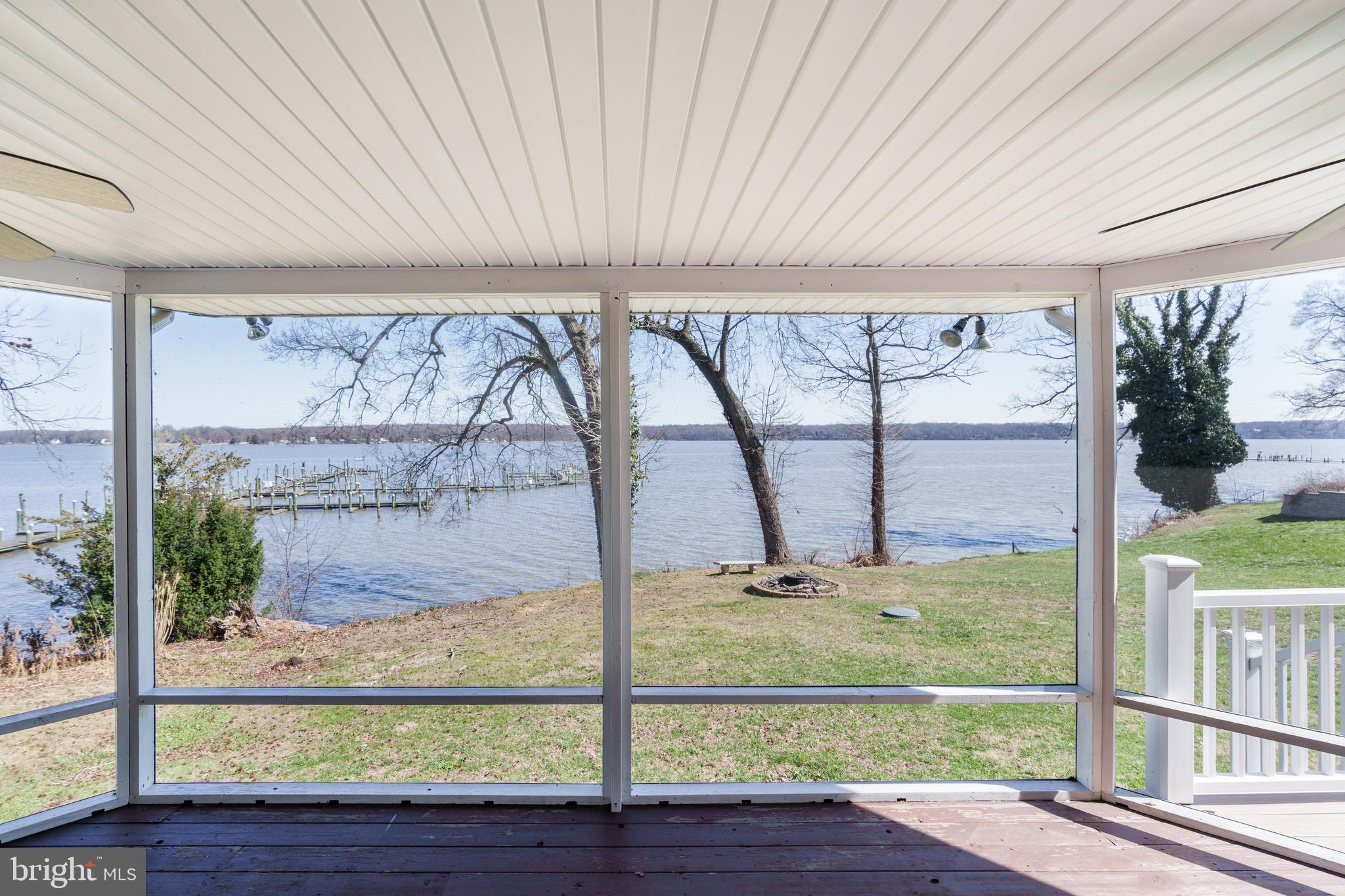 26 Park Lane Elkton, MD 21921 - Photo 14 of 56 Screened-in porch