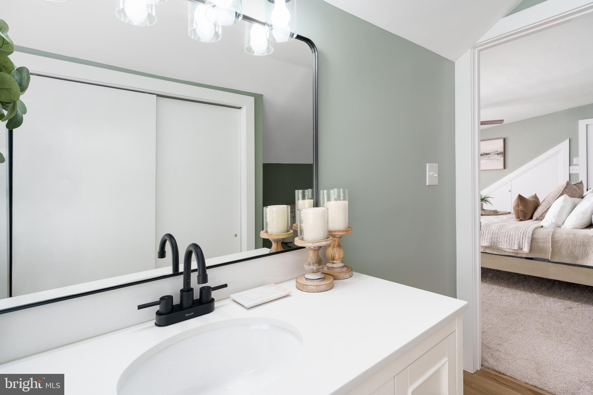 26 Park Lane Elkton, MD 21921 - Photo 25 of 56 Primary bathroom