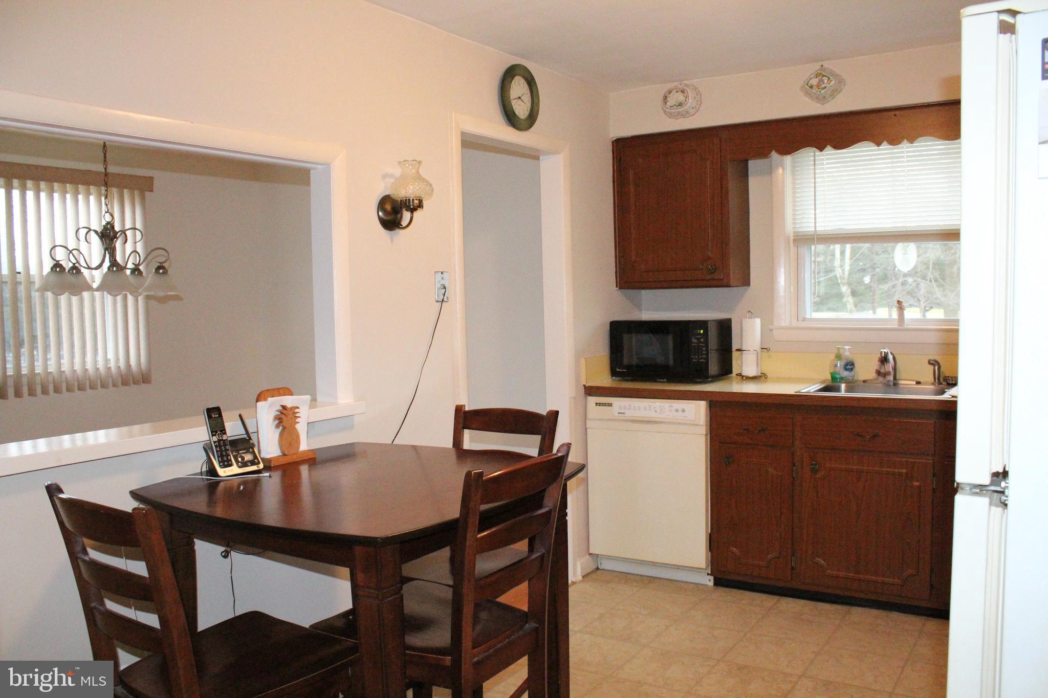 632 Vernon Road Springfield, PA 19064 - Photo 5 of 24