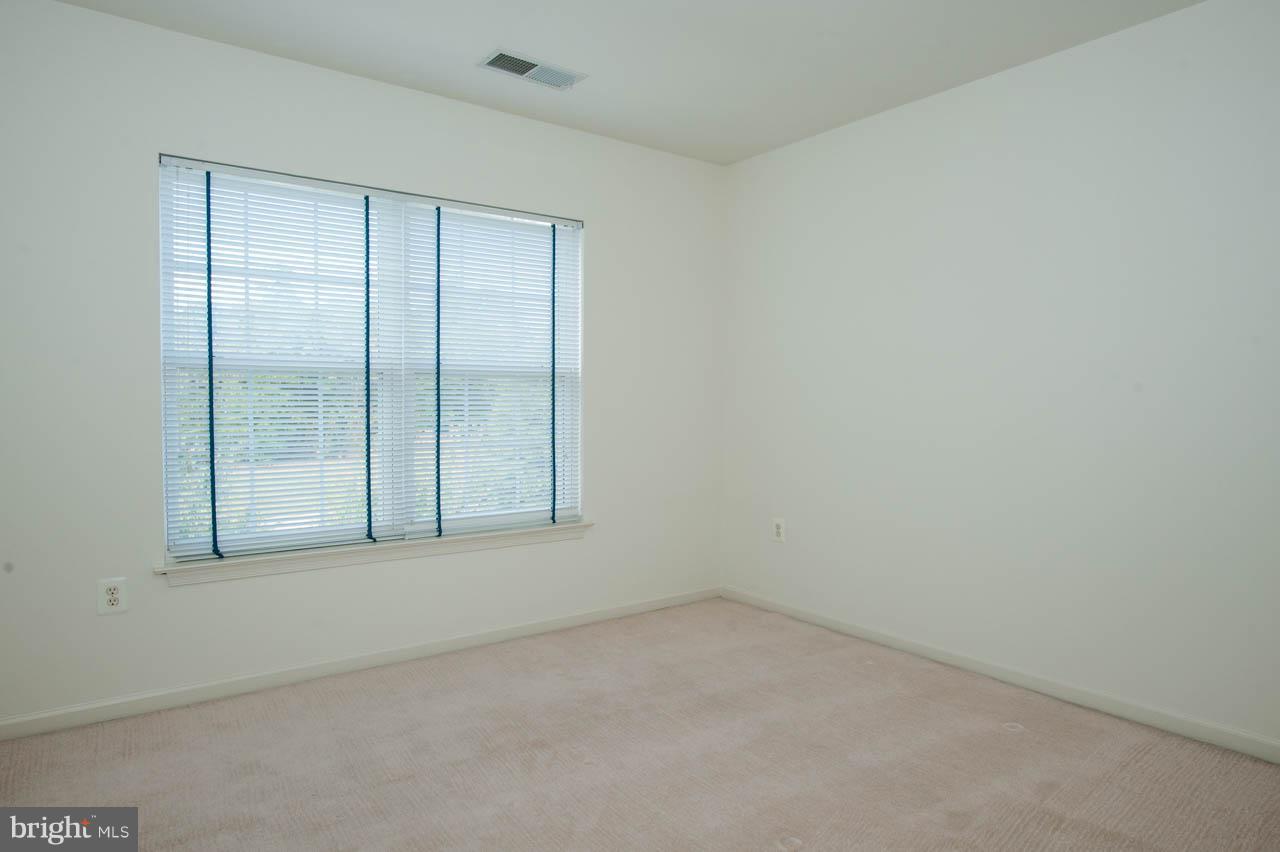 7261 Castlefield Way Springfield, VA 22150 - Photo 9 of 17 Second Bedroom